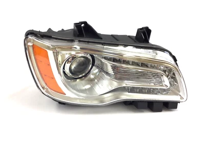 Conjunto de faros HID para pasajero delantero derecho Chrysler 300 2011-2014 OEM 68143002AC Foto 1 de 4