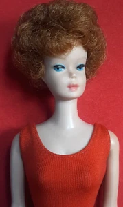 Top 1962 Barbie Puppe Rothaarig mit rotem Badeanzug Blasenschnitt - Bild 1 von 18
