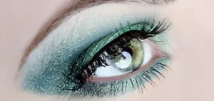 Pure diamond Palette Trio Blush A Eyelids 479 Majestic Greens Green 4,5gr - Picture 1 of 2