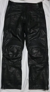 Richa Black Leather Motorcycle Trousers With CE Impact Protection - Size 32 - Picture 1 of 13