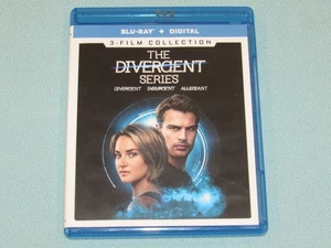 THE DIVERGENT SERIES: 3-FILM COLLECTION (Blu-Ray, 2019, 3-Disc Set) ~TRILOGY~ - Foto 1 di 8