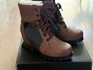 NIB Sorel Women US 8 Joan of Arctic Wedge Lexie Brown Gray Waterproof Snow Boots - Picture 1 of 6