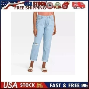 Size 22W Women's Mid-Rise Boyfriend Jeans - Universal Thread Light Wash - Picture 1 of 9