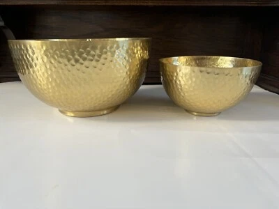 Juego de 2 cuencos de metal martillado acabado tono latón India vajilla segura para alimentos decoración Foto 1 de 4