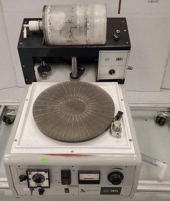 Máquina lapeadora y pulidora de precisión Logitech PM2A con sistema de alimentación automática Foto 1 de 4