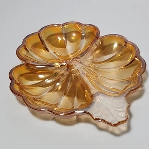 Jeanette vintage de vidrio de carnaval caléndula 3 hojas trébol plato de caramelo iridiscente - Imagen 1 de 7
