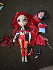 Rainbow High Ruby Anderson Serie 1 Komplett Original Modepuppe - Bild 1 von 6