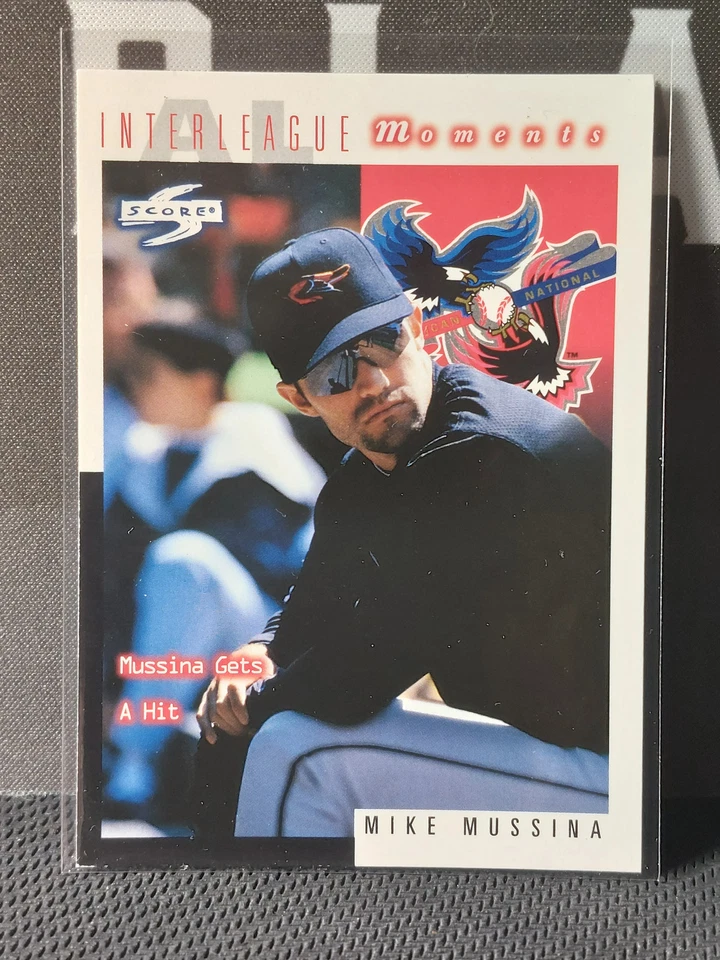 Mike Mussina 1997 Pinnacle Score Interleague Moments #258 - Image 1 of 1