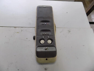 1999 2000 99 00 Cadillac Escalade Overhead Console Rear A/C Switch - Image 1 of 3