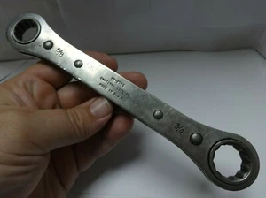 Owatonna Tool Co. RB-2024 Ratcheting Wrench 5/8" x 3/4" - Picture 1 of 5
