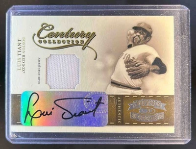 2004 Donruss Throwback Threads Luis Tiant Century Collection Auto #6/50 - Image 1 of 2