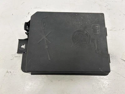 Chevrolet Trax 2018-2021 caja de fusibles motor VIN B octavo dígito Opt Luv Foto 1 de 4