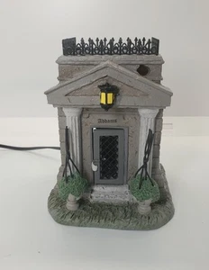 Dept 56 The Addams Family Village 6004270 The Addams Family Crypt Halloween  - Bild 1 von 6