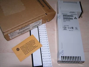 New old stock - Schneider 140DDO35300 TSX Modicon Quantum DC OUT 24V 4x8 SOURCE - Imagen 1 de 9