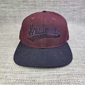 Gorra trasera de colección Indiana Hoosiers bordada borgoña y azul marino EE. UU. - Imagen 1 de 6