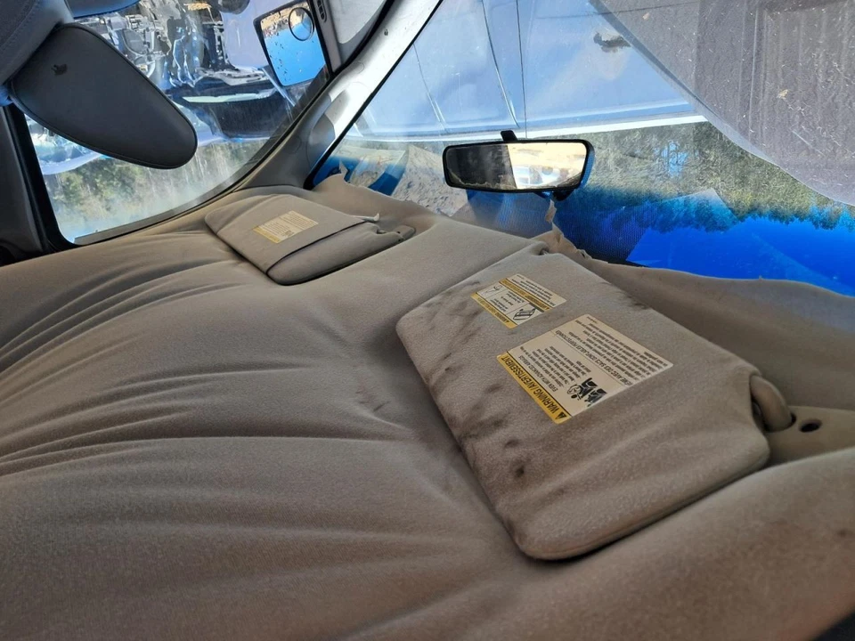 2006 Ford F150 Rear View Mirror OEM Manual Dimming - Used, Bleeding Edges - Image 1 of 1