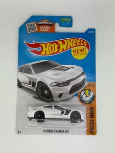 2016 Hot Wheels '15 Dodge Charger SRT White - Muscle Mania #130/250 - Picture 1 of 1