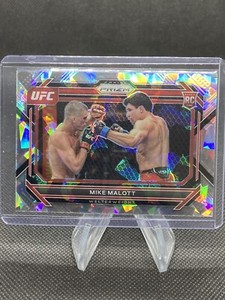2023 Panini UFC Prizm Mike Malott Rookie Cracked Ice Prizm #19  Welterweight