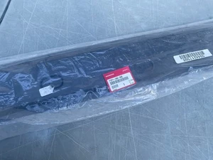 PLACA SUPERIOR HONDA CR-V OEM ORIGINAL GENUINO - Imagen 1 de 1