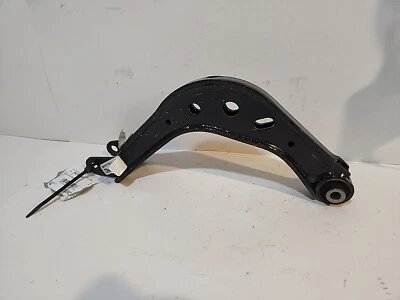 GM Upper Control Arm 84557847 - Image 1 of 3
