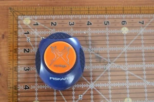 Fiskars HERITAGE 3 IN 1 COMBO Eckstanze Handwerk dekorativ - Bild 1 von 2