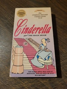 Kindermärchenklassiker: Aschenputtel & das magische Zimmer (VHS, 1994) - Bild 1 von 3