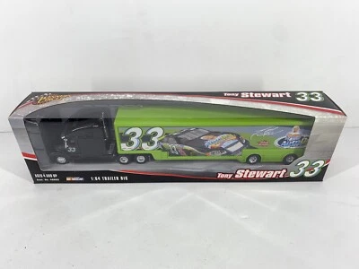 Remolque transportador Tony Stewart 2006 Winners Circle 1:64 #33 Mr Clean Foto 1 de 4