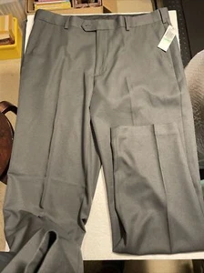 IZOD mens Pants 34x32 gray flat front Straight Leg No Shrink Wrinkle Free - Picture 1 of 9