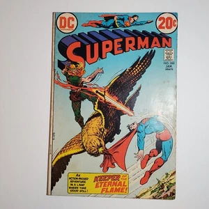 DC Comics Superman #260 bien 1973 Guardián de la Llama Eterna - Imagen 1 de 9