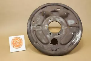 67-75 Ford F250 Dana 44 LH Front Brake Backing Plate Small Ball Closed Knuckle - Picture 1 of 6