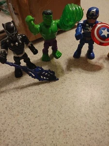 Lot of 5 Hasbro Marvel 6 inch Mini Figures Marvel Super Hero Squad - Picture 1 of 3