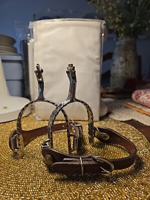 Espuelas. Banda de alambre trenzado Colorado espuelas de cuerda botones de latón cuerda Foto 1 de 4