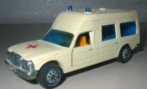 Automodell Mercedes Benz Binz Ambulance 1613 Siku Krankenwagen Modell TOP - Bild 1 von 6