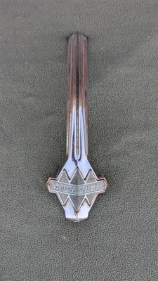 Camión cosechadora internacional 1937-1940 capó adorno emblema muy bonito original Foto 1 de 4