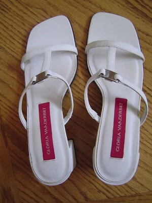 Gloria Vanderbilt Velma T-Strap Sandals Size 6.5M White – Pre-owned - Image 1 of 2