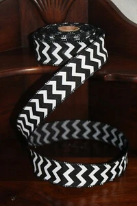 Chevron Ribbon Roll, 1.5” x 5 yds, Wired Edge, Canvas Zig Zag Stripes - Picture 1 of 5