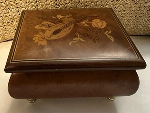 Handcrafted Italian Wood Music Box With Inlay Mandolin (Song: Arrivederci Roma) - Picture 1 of 11