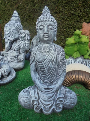 Small Ornate  Buddha concrete garden ornament - Image 1 of 4