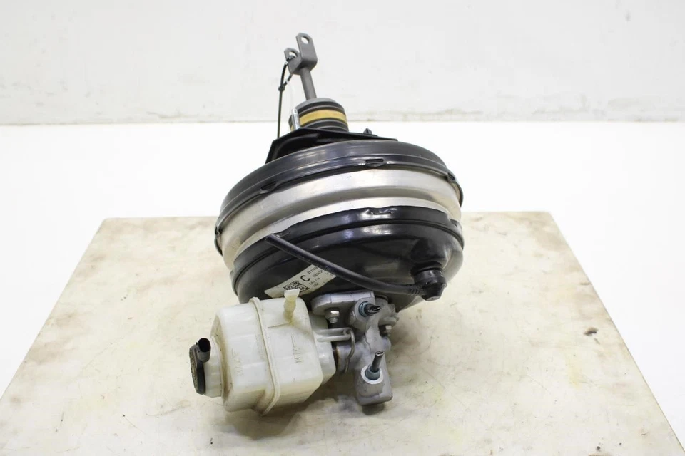 10-2015 宝马 750I Xdrive 4.4L 升动力制动助推器带主缸带水库 — 第 1/4 张图片