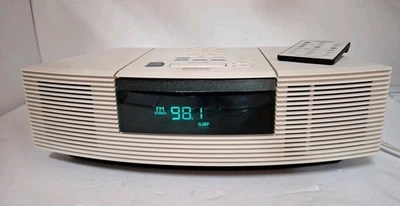 Radio Bose Wave AWRC- 1P, reproductor de CD y radio con control remoto probado y suena muy bien Foto 1 de 4