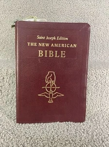 St Joseph Edition of the New American Bible Medium Edition Size Catholic Bible - Picture 1 of 11