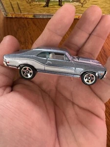 Hot Wheels 2004 First Editions 1968 Chevy Nova in Silber 5SP #005 - Bild 1 von 11