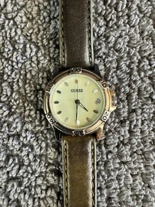 Vintage 1993 ladies Guess watch new battery - Picture 1 of 4