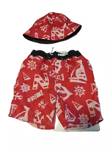 Jungen Nautica 4T UV-Schutz Badeanzug Badeshorts & Mütze rot weiß Boote süß - Bild 1 von 7