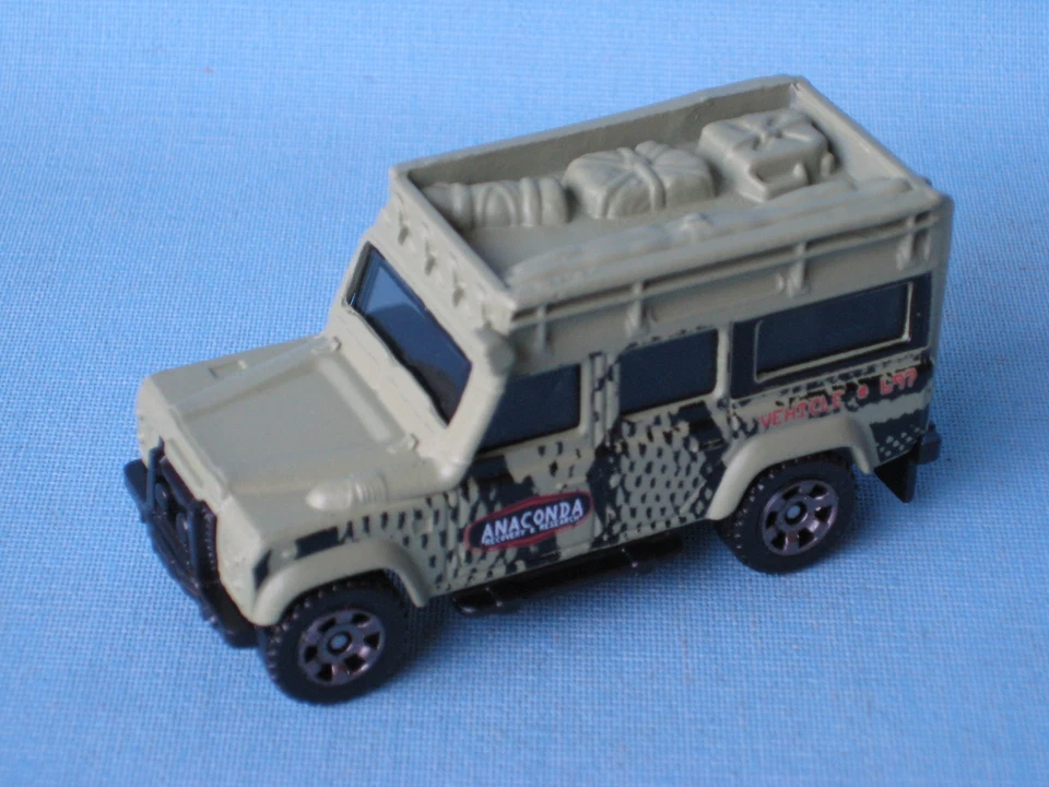 Matchbox Land Rover 110 Defender Light Green in BP Anaconda Toy Model Car - Image 1 of 1