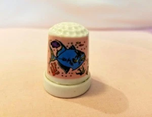 DEDAL DE PORCELANA FINA DE LAS BAHAMAS - Imagen 1 de 4