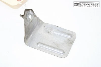 2019 Chevrolet Silverado 1500 LD quadro frontal esquerdo capa protetora térmica fabricante de equipamento original - Imagem 1 de 4