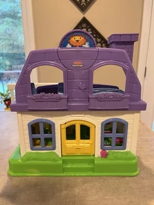 Fisher Price Little People Happy Sounds casa delle bambole pieghevole 2008 funziona bene! - Foto 1 di 16