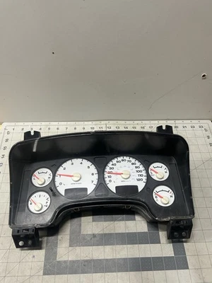 Cuadro de instrumentos Dodge Ram 1500 2500 2002-2005 P56051101AE 189 k (230) Foto 1 de 4