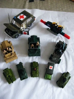 VINTAGE 70s MATCHBOX CORGI BRITAINS ARMY VEHICLES KUBELWAGON ROLAMATIC BURAGO - Image 1 of 4